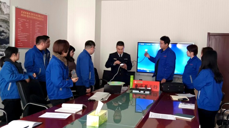甘肅亞盛亞美特節水有限公司 組織開展消防安全培訓活動